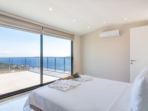  gece  -  Kasım
  | Kalkan Kalamar Lüks Villa Kiralama (10 Kişilik, Deniz Manzaralı, Jakuzili, Merkeze Yakın)