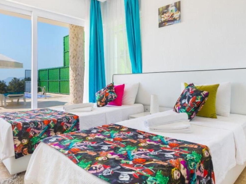  gece  -  Kasım
  | Kalkan Kalamar’da Deniz Manzaralı 6 Kişilik Özel Havuzlu Villa