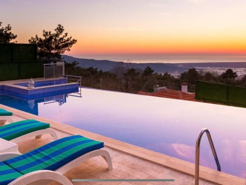  gece  -  Kasım
  | Kalkan Kalamar’da Deniz Manzaralı 6 Kişilik Özel Havuzlu Villa
