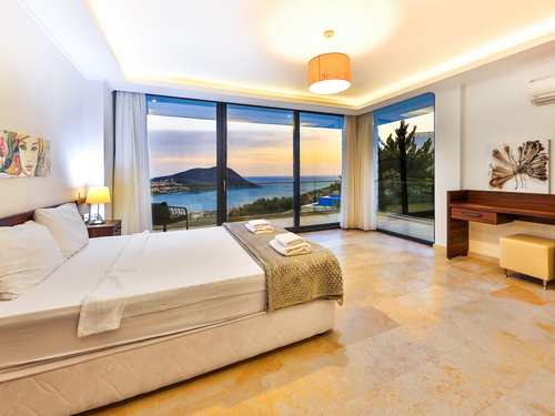  gece  -  Kasım
  | Kalkan Merkez'de Deniz Manzaralı 9 Kişilik Lüks Villa Kiralama