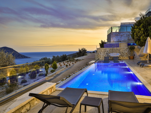  gece  -  Kasım
  | Kalkan Merkez'de Deniz Manzaralı 9 Kişilik Lüks Villa Kiralama