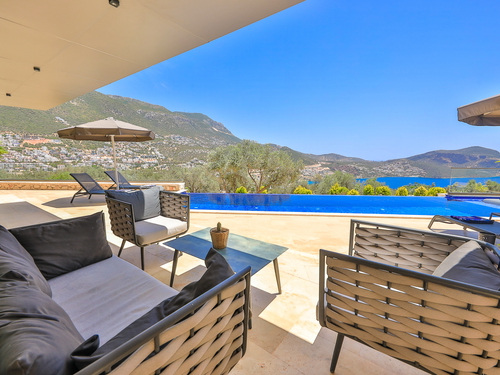  gece  -  Kasım
  | Kalkan Merkez'de Deniz Manzaralı 9 Kişilik Lüks Villa Kiralama