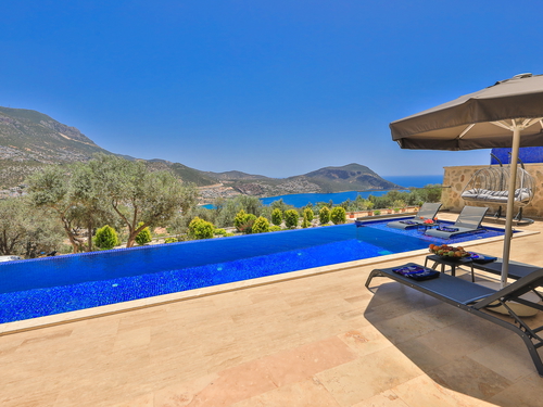  gece  -  Kasım
  | Kalkan Merkez'de Deniz Manzaralı 9 Kişilik Lüks Villa Kiralama