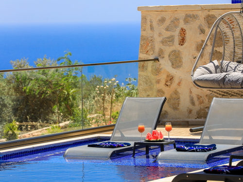  gece  -  Kasım
  | Kalkan Merkez'de Deniz Manzaralı 9 Kişilik Lüks Villa Kiralama
