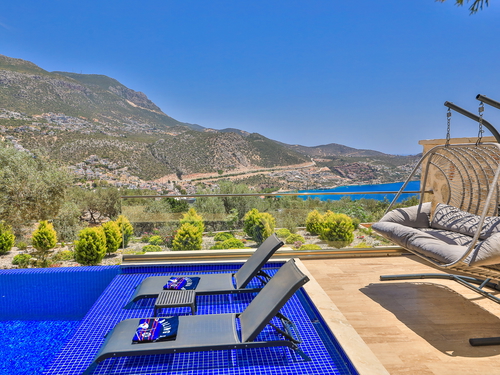 gece - Kasım
| Kalkan Merkez'de Deniz Manzaralı 9 Kişilik Lüks Villa Kiralama