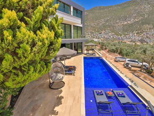 gece - Kasım
| Kalkan Merkez'de Deniz Manzaralı 9 Kişilik Lüks Villa Kiralama