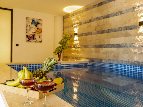  gece  -  Kasım
  | Kalkan Yeşilköy'de Doğa İçerisinde Muhafazakar Lüks Villa – 4 Kişilik Konaklama Kapasiteli
