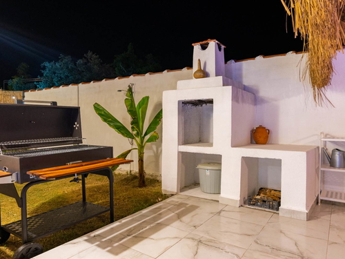 gece - Kasım
| Antalya Kalkan Bölgesinde Romantik Balayı Suiti