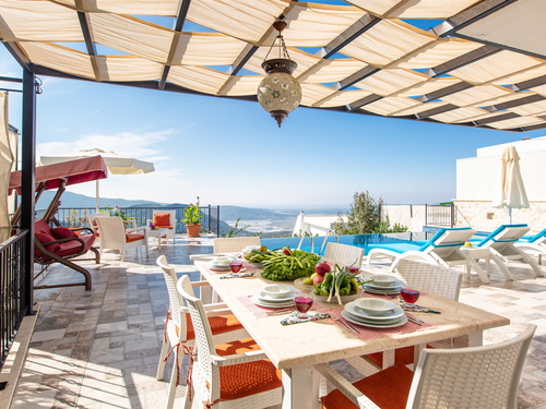  gece  -  Kasım
  | Kalkan Üzümlü'de Jakuzili Doğa Manzaralı Muhafazakar Villa Tatili