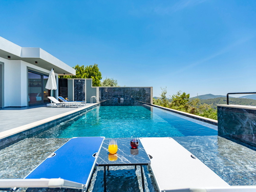 gece - Kasım
| Kalkan Üzümlü'de Romantik Jakuzili, Doğa Manzaralı Muhafazakar Villa Tatili
