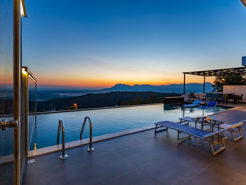  gece  -  Kasım
  | Kalkan Üzümlü'de Romantik Jakuzili, Doğa Manzaralı Muhafazakar Villa Tatili