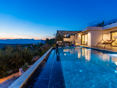 gece - Kasım
| Kalkan Üzümlü'de Romantik Jakuzili, Doğa Manzaralı Muhafazakar Villa Tatili