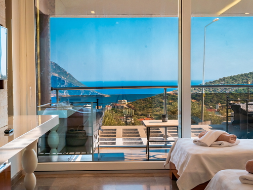  gece  -  Kasım
  | Kalkan Kalamar Mevkii'nde Lüks Villa: Deniz Manzaralı, Jakuzili, Geniş Havuzlu, 8 Kişilik