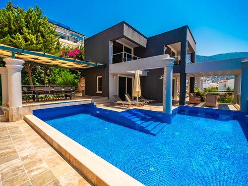  gece  -  Kasım
  | Kalkan Kalamar Mevkii'nde Lüks Villa: Deniz Manzaralı, Jakuzili, Geniş Havuzlu, 8 Kişilik