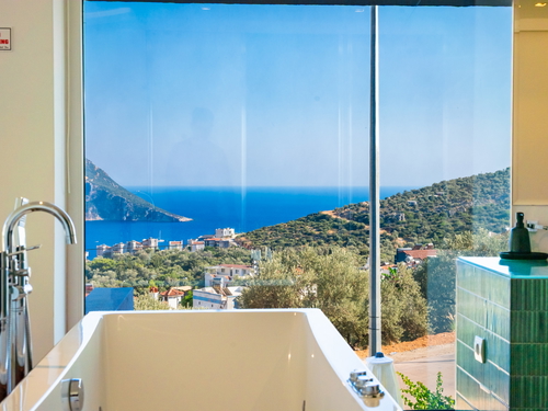  gece  -  Kasım
  | Kalkan Kalamar Mevkii'nde Lüks Villa: Deniz Manzaralı, Jakuzili, Geniş Havuzlu, 8 Kişilik
