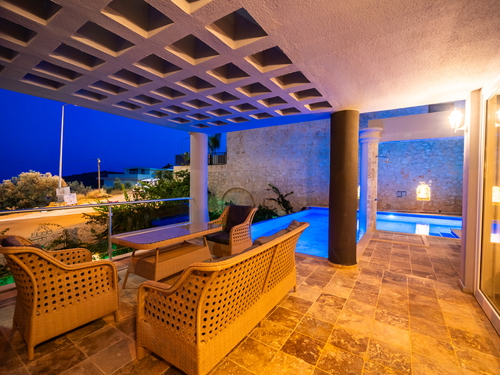  gece  -  Kasım
  | Kalkan Kalamar Mevkii'nde Lüks Villa: Deniz Manzaralı, Jakuzili, Geniş Havuzlu, 8 Kişilik