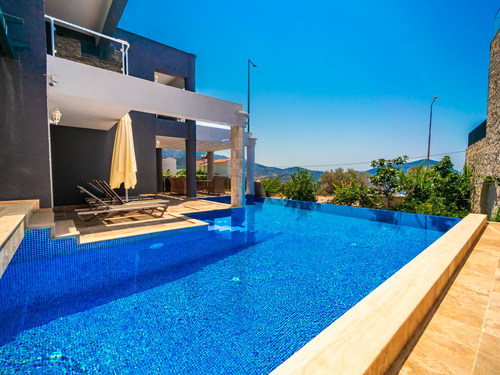  gece  -  Kasım
  | Kalkan Kalamar Mevkii'nde Lüks Villa: Deniz Manzaralı, Jakuzili, Geniş Havuzlu, 8 Kişilik
