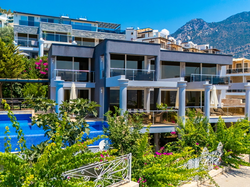  gece  -  Kasım
  | Kalkan Kalamar Mevkii'nde Lüks Villa: Deniz Manzaralı, Jakuzili, Geniş Havuzlu, 8 Kişilik
