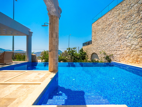  gece  -  Kasım
  | Kalkan Kalamar Mevkii'nde Lüks Villa: Deniz Manzaralı, Jakuzili, Geniş Havuzlu, 8 Kişilik