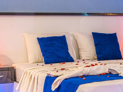  gece  -  Kasım
  | Kalkan Kördere'de Muhafazakar Villa Keyfi | Jakuzili ve Kademeli Havuzlu