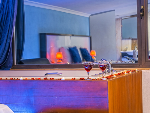  gece  -  Kasım
  | Kalkan Kördere'de Muhafazakar Villa Keyfi | Jakuzili ve Kademeli Havuzlu