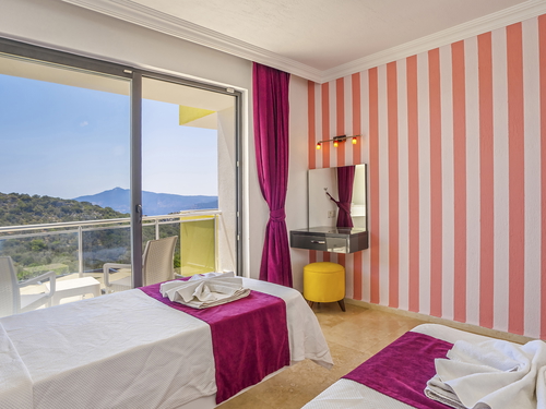  gece  -  Kasım
  | Kalkan Kördere'de Muhafazakar Villa Keyfi | Jakuzili ve Kademeli Havuzlu