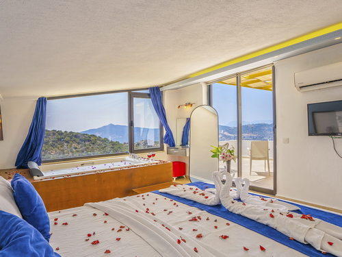  gece  -  Kasım
  | Kalkan Kördere'de Muhafazakar Villa Keyfi | Jakuzili ve Kademeli Havuzlu
