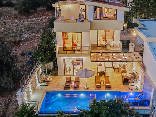  gece  -  Kasım
  | Kalkan Kördere'de Muhafazakar Villa Keyfi | Jakuzili ve Kademeli Havuzlu