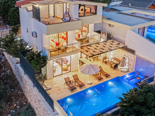  gece  -  Kasım
  | Kalkan Kördere'de Muhafazakar Villa Keyfi | Jakuzili ve Kademeli Havuzlu