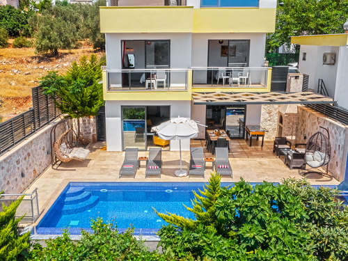  gece  -  Kasım
  | Kalkan Kördere'de Muhafazakar Villa Keyfi | Jakuzili ve Kademeli Havuzlu