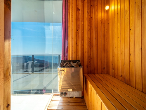 gece - Kasım
| Kalkan Kördere'de Lüks Sonsuzluk Havuzlu Villa: Spa ve Eğlence Dolu Tatil