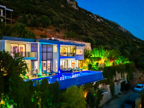  gece  -  Kasım
  | Kalkan Kördere'de Lüks Sonsuzluk Havuzlu Villa: Spa ve Eğlence Dolu Tatil