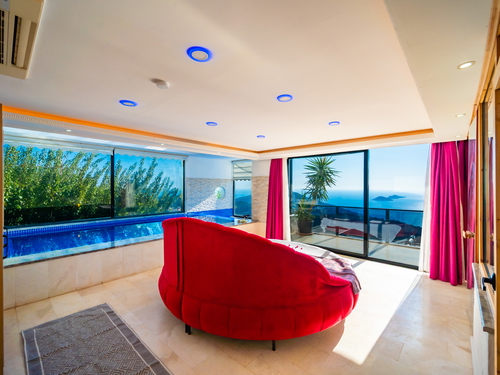 gece - Kasım
| Kalkan Kördere'de Lüks Sonsuzluk Havuzlu Villa: Spa ve Eğlence Dolu Tatil