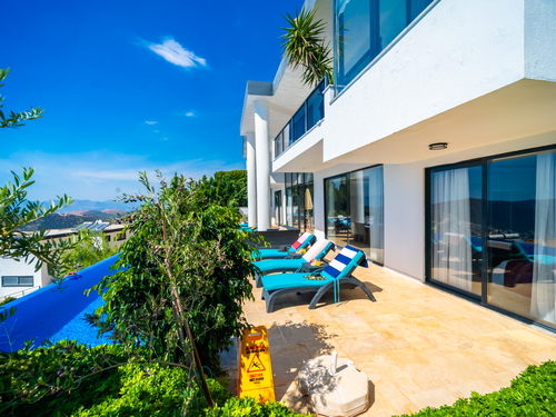  gece  -  Kasım
  | Kalkan Kördere'de Lüks Sonsuzluk Havuzlu Villa: Spa ve Eğlence Dolu Tatil
