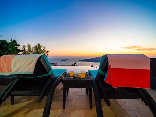  gece  -  Kasım
  | Kalkan Kördere'de Lüks Sonsuzluk Havuzlu Villa: Spa ve Eğlence Dolu Tatil