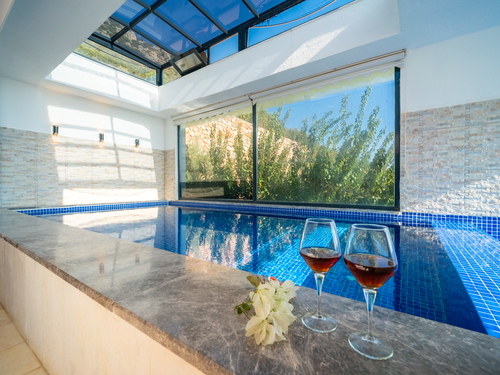  gece  -  Kasım
  | Kalkan Kördere'de Lüks Sonsuzluk Havuzlu Villa: Spa ve Eğlence Dolu Tatil