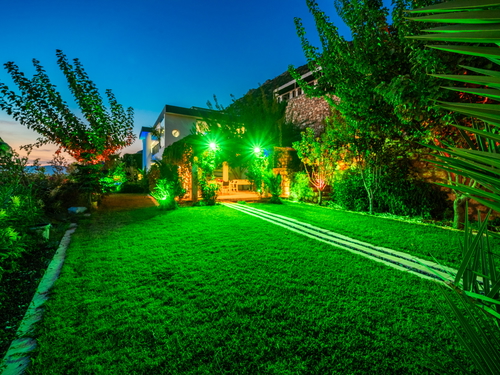 gece - Kasım
| Kalkan Kördere'de Lüks Sonsuzluk Havuzlu Villa: Spa ve Eğlence Dolu Tatil