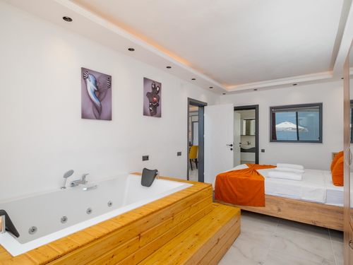  gece  -  Kasım
  | Antalya Kalkan Bölgesinde 5 Kişilik Kapasiteli Özel Havuzlu ve Jakuzili Villa