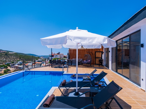 gece - Kasım
| Antalya Kalkan Bölgesinde 5 Kişilik Kapasiteli Özel Havuzlu ve Jakuzili Villa