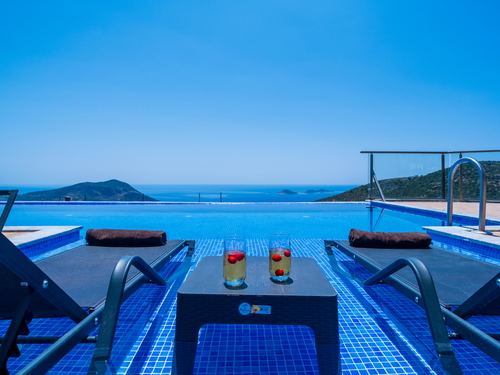  gece  -  Kasım
  | Antalya Kalkan Bölgesinde 5 Kişilik Kapasiteli Özel Havuzlu ve Jakuzili Villa