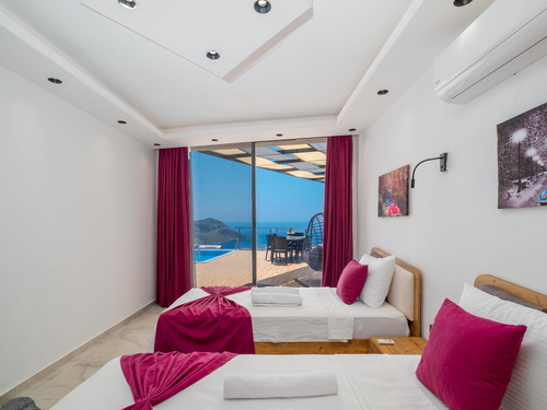 gece - Kasım
| Antalya Kalkan Bölgesinde 5 Kişilik Kapasiteli Özel Havuzlu ve Jakuzili Villa