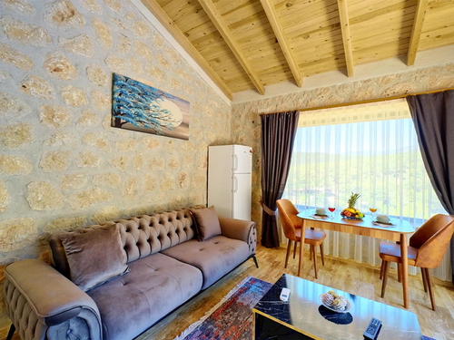 gece - Kasım
| Kalkan Yeşilköy'de Balayı İçin Tasarlanmış Doğa İçinde Villa