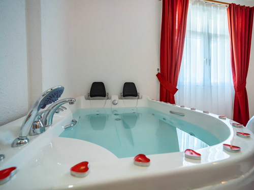 gece - Kasım
| Kalkan Yeşilköy'de Balayı İçin Özel Doğa İçinde Villa