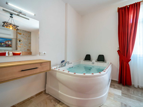 gece - Kasım
| Kalkan Yeşilköy'de Balayı İçin Özel Doğa İçinde Villa