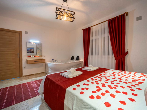  gece  -  Kasım
  | Kalkan Yeşilköy'de Balayı İçin Özel Doğa İçinde Villa