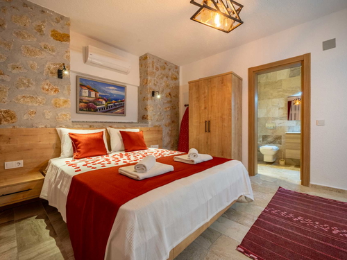 gece - Kasım
| Kalkan Yeşilköy'de Balayı İçin Özel Doğa İçinde Villa