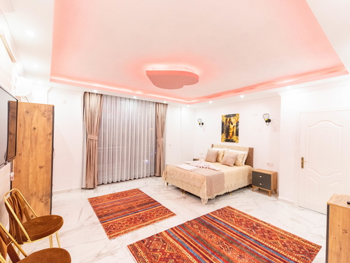 gece - Kasım
| Antalya Kalkan Bölgesinde Muhafazakar Havuzlu ve Jakuzili 4 Kişilik Villa