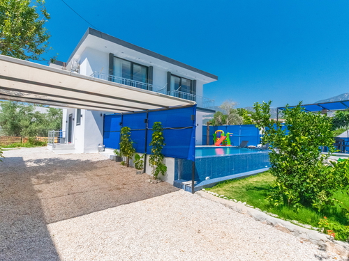  gece  -  Kasım
  | Antalya Kalkan Bölgesinde Muhafazakar Havuzlu ve Jakuzili 4 Kişilik Villa