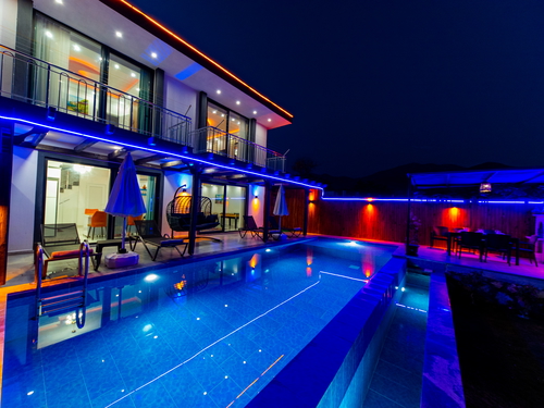  gece  -  Kasım
  | Antalya Kalkan Bölgesinde Muhafazakar Havuzlu ve Jakuzili 4 Kişilik Villa