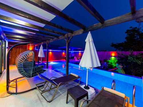 gece - Kasım
| Antalya Kalkan Bölgesinde Muhafazakar Havuzlu ve Jakuzili 4 Kişilik Villa